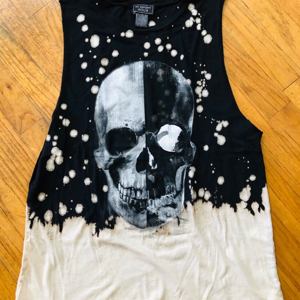 Skull splatter tank